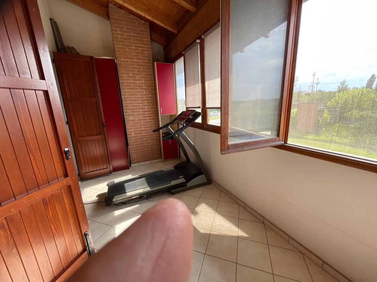 Ferienwohnung Piccola Venezia E Mare Llido Degli Estensi Exterior foto